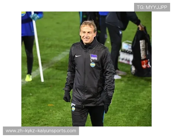 《克林斯曼当年出道效力的德甲球队与成名经历介绍》 《克林斯曼当年出道效力的德甲球队与成名经历介绍》